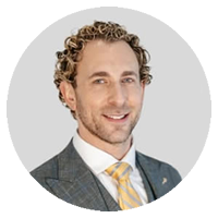 ������ Stiven Sorr